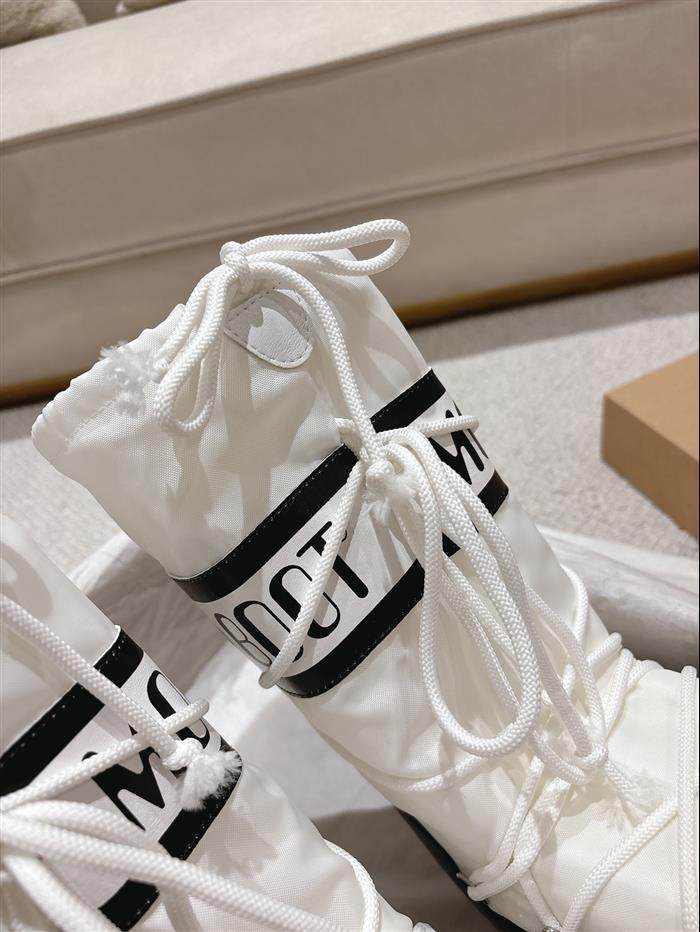 20251128164346575 290